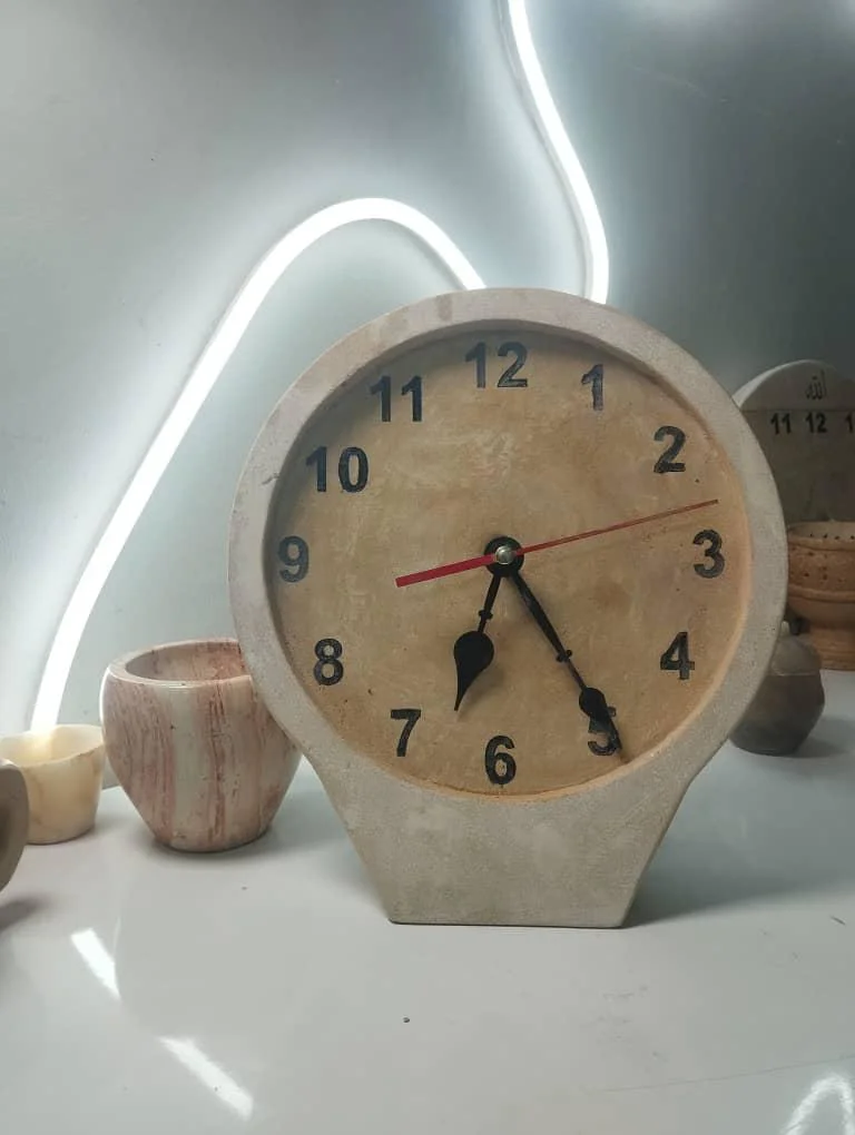 رومیزی صخره‌ای